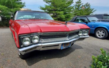 Buick-Wildcat-1966-Red-Black-7