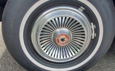 Buick-Wildcat-1966-Red-Black-9