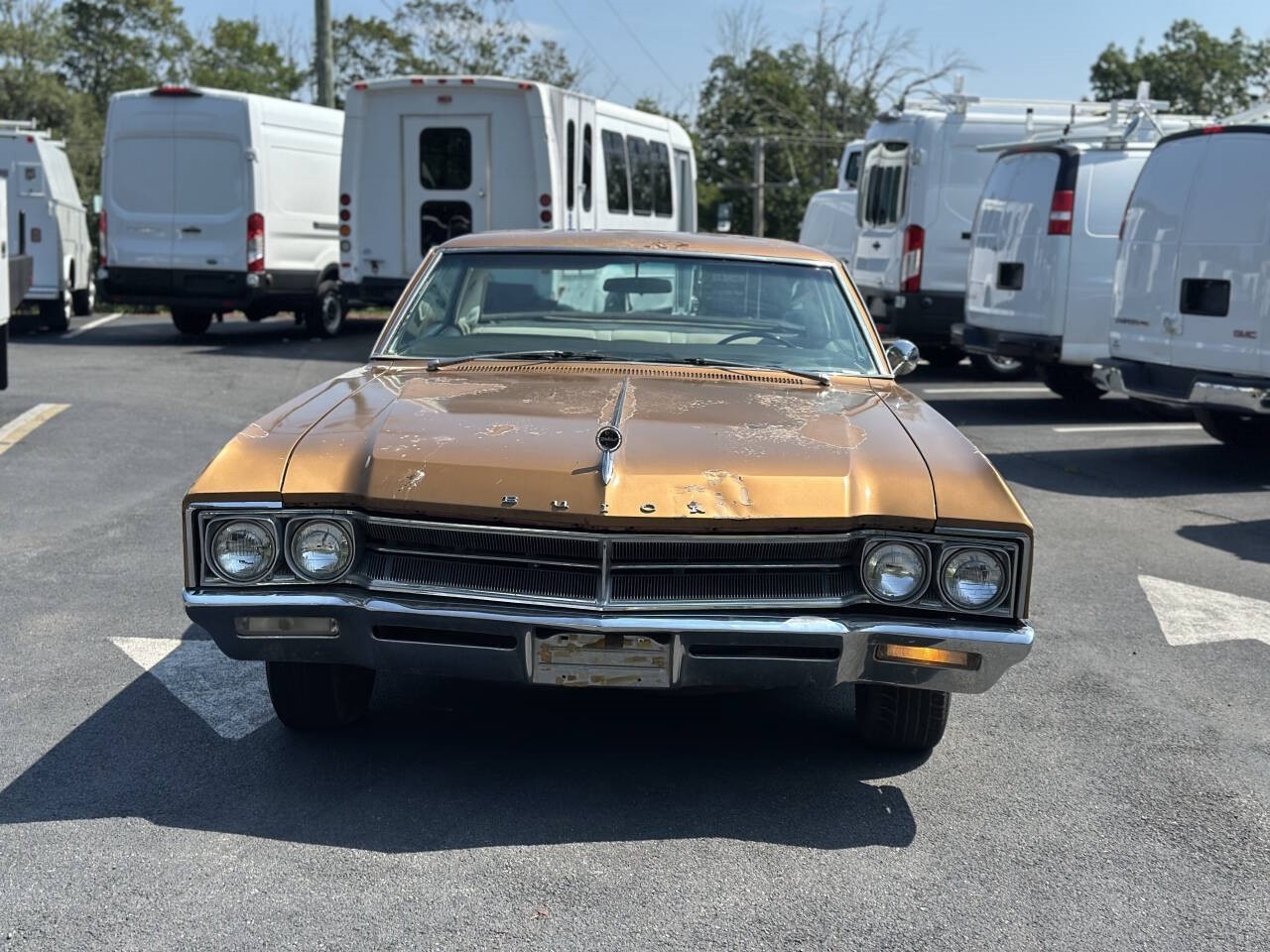 Buick-Wildcat-1966-Sedan-2