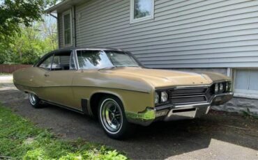 Buick-Wildcat-1967-Gold-Black-Leather-6