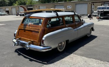 Buick-Woody-wagon-1952-silver-graywood-4