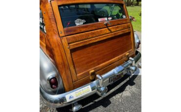 Buick-Woody-wagon-1952-silver-graywood-5