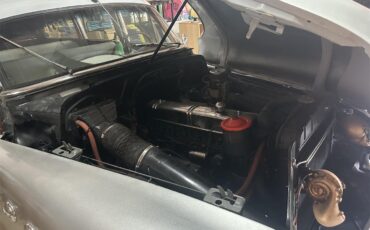 Buick-Woody-wagon-1952-silver-graywood-9