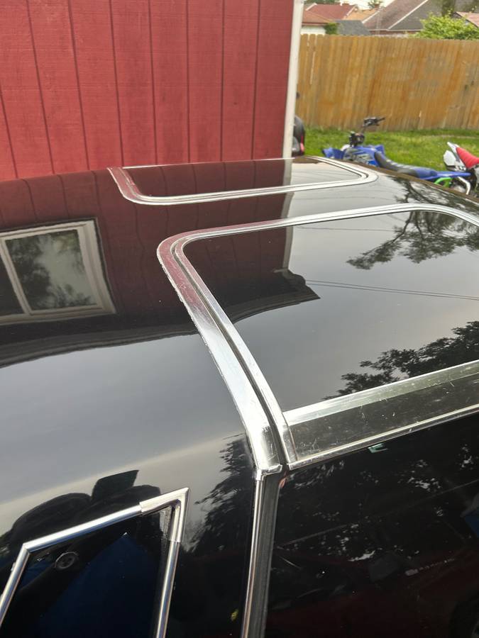 Buick-century-1976-black-10