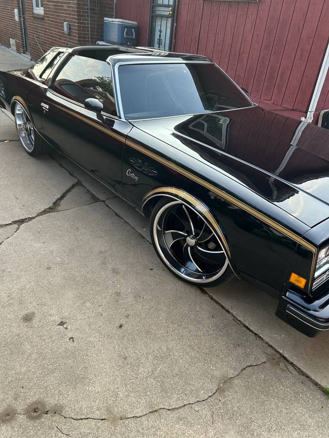 Buick-century-1976-black-18