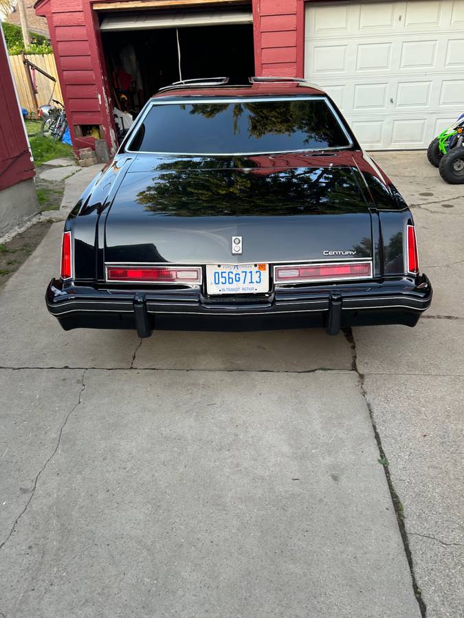 Buick-century-1976-black-19