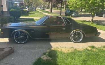 Buick-century-1976-black-20