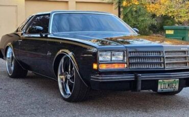 Buick-century-1976-black-3