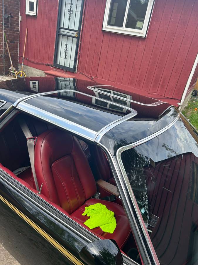 Buick-century-1976-black-5