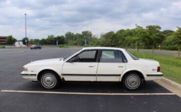 Buick-century-1989-white-1