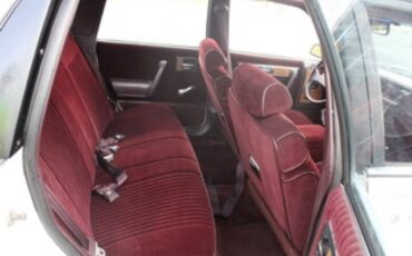 Buick-century-1989-white-14