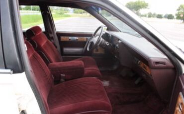 Buick-century-1989-white-15