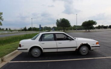 Buick-century-1989-white-7