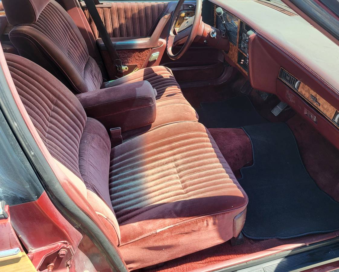 Buick-century-1992-red-8