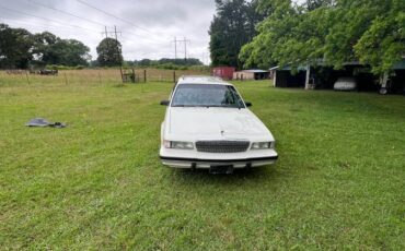 Buick-century-1992-white-11