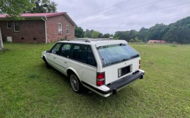 Buick-century-1992-white-2