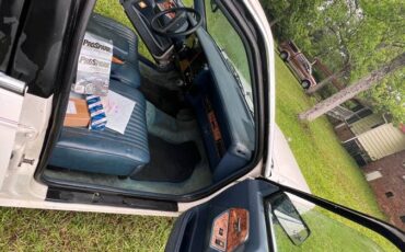 Buick-century-1992-white