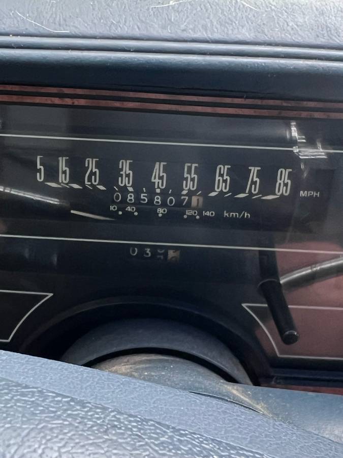 Buick-century-1992-white-6