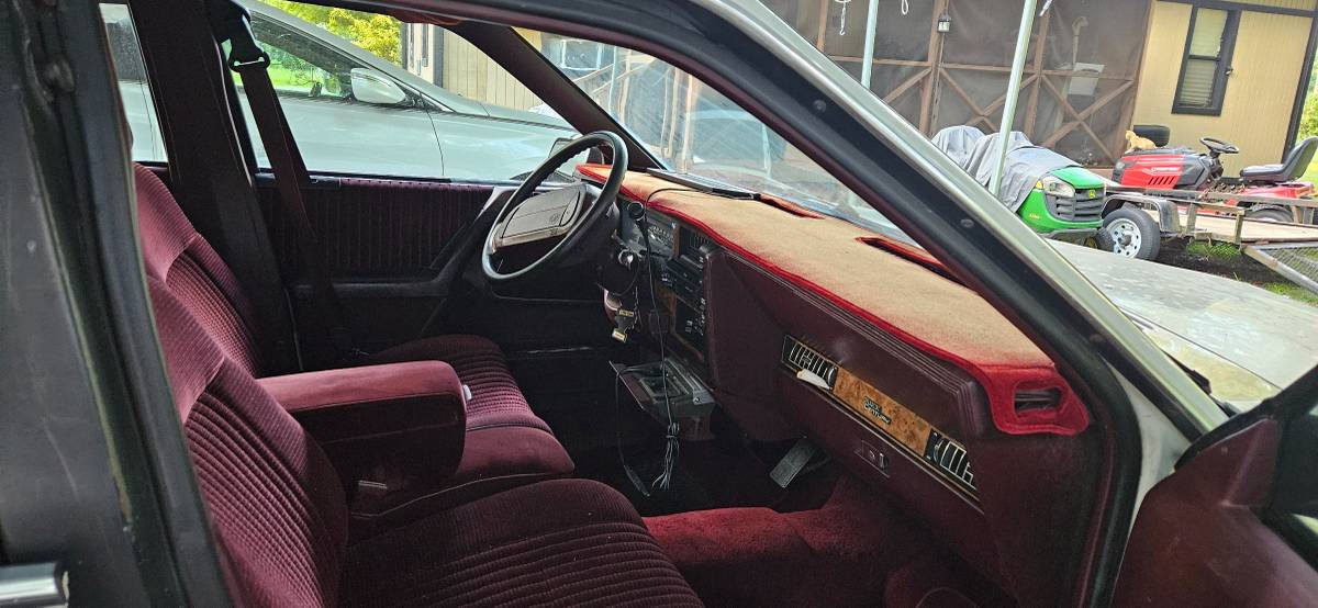 Buick-century-1994-white-6