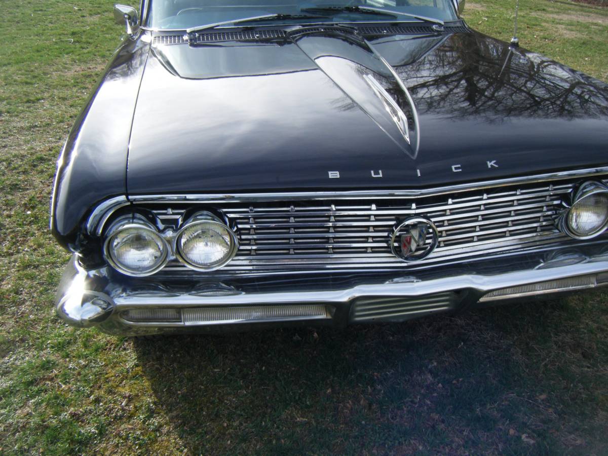 Buick-electra-1961-black-11