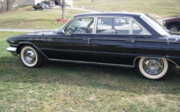 Buick-electra-1961-black-23