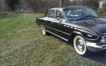 Buick-electra-1961-black-24