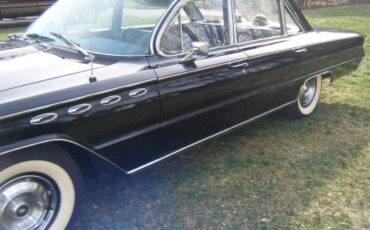 Buick-electra-1961-black-27