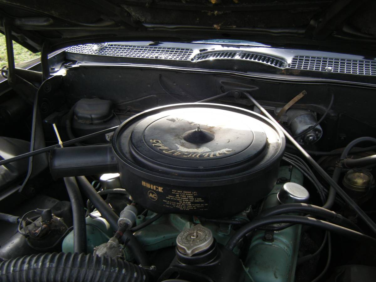 Buick-electra-1961-black-33