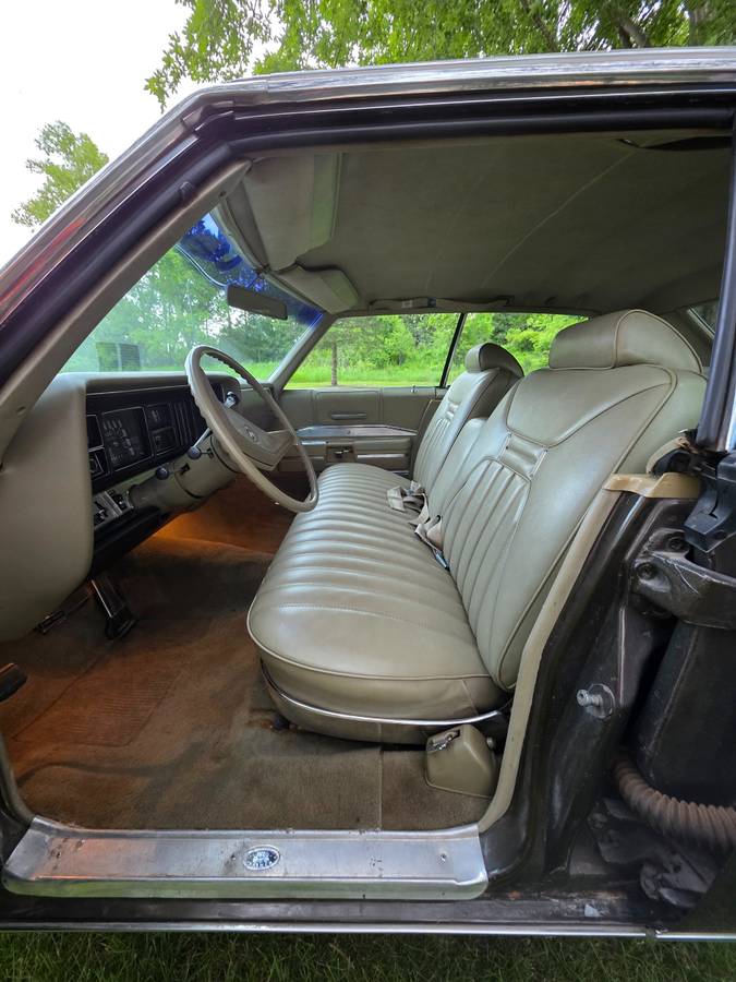 Buick-electra-1969-brown-7