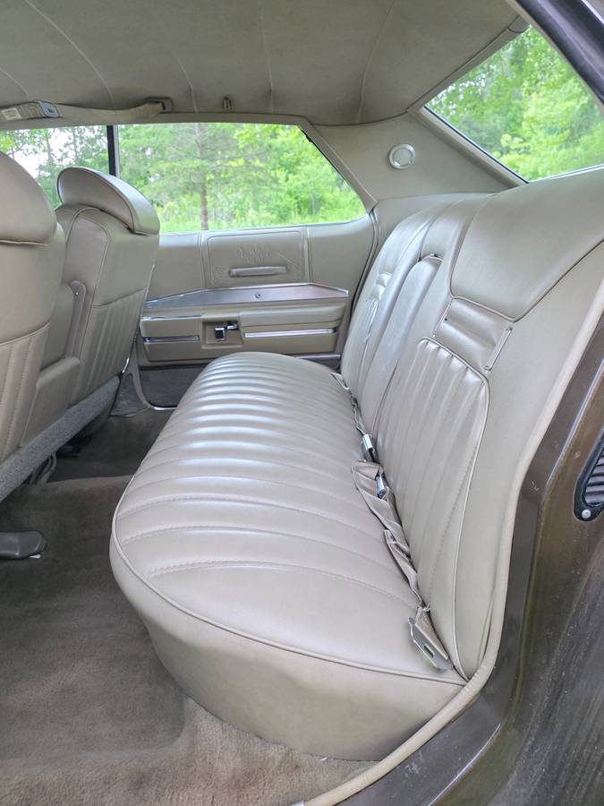 Buick-electra-1969-brown-9