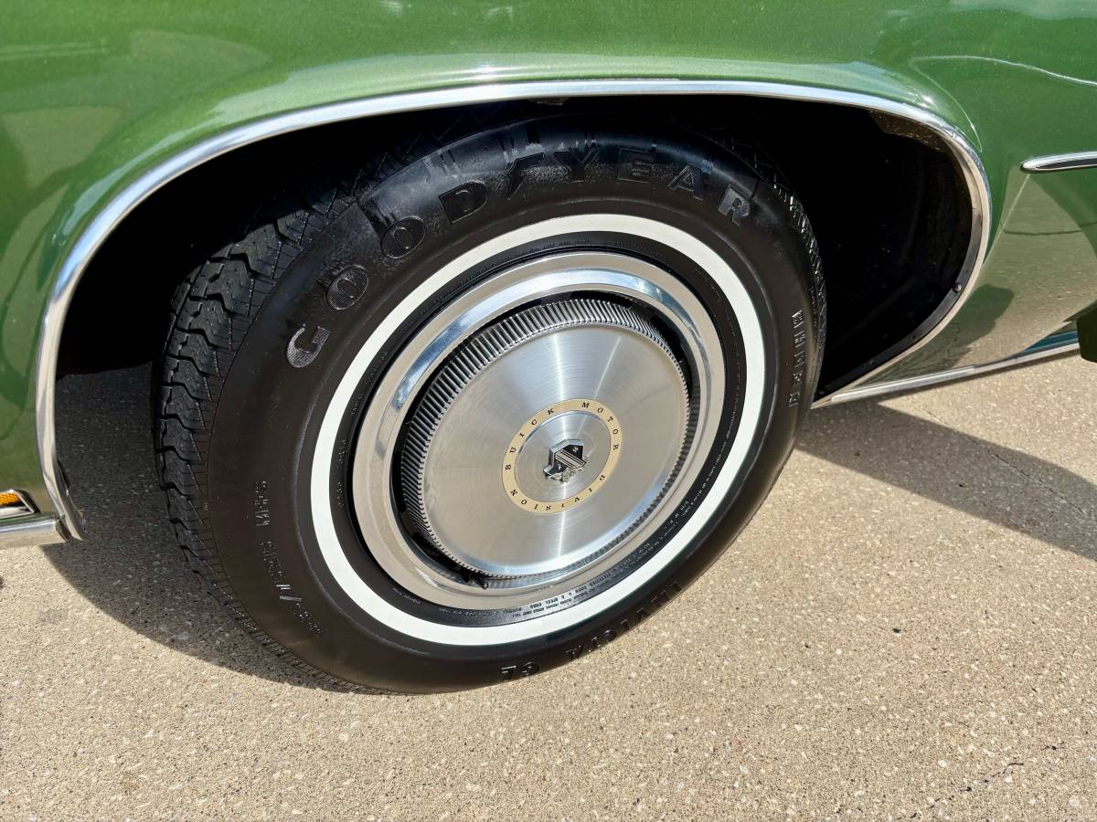 Buick-electra-1972-13