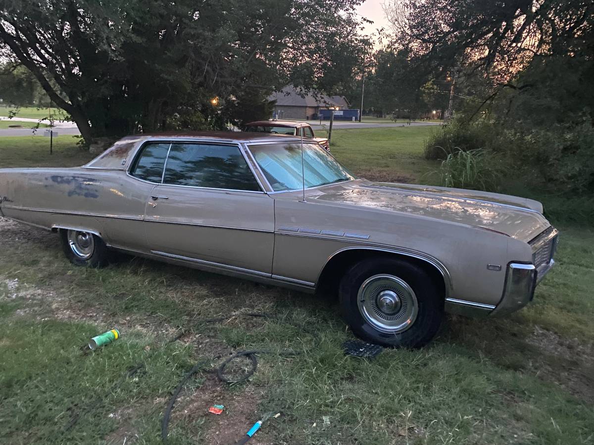 Buick-electra-225-2-dr-ht-1969