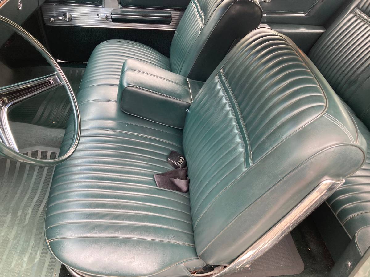 Buick-electra-225-custom-1965-green-10