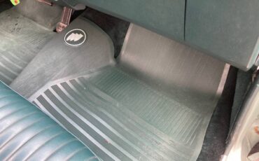 Buick-electra-225-custom-1965-green-14
