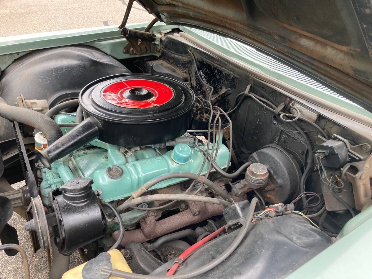 Buick-electra-225-custom-1965-green-16