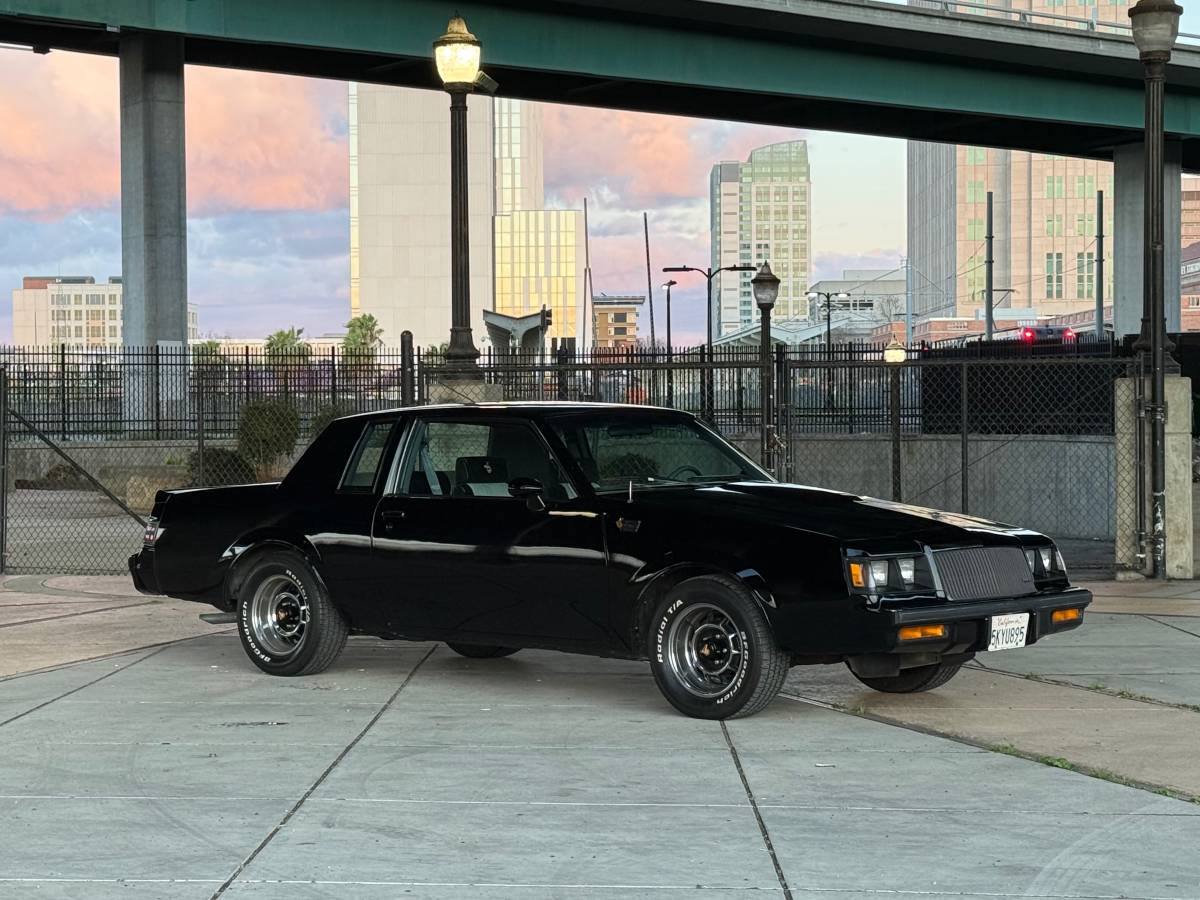 Buick-grand-national-1987-1