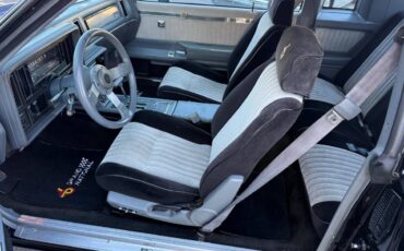 Buick-grand-national-1987-12