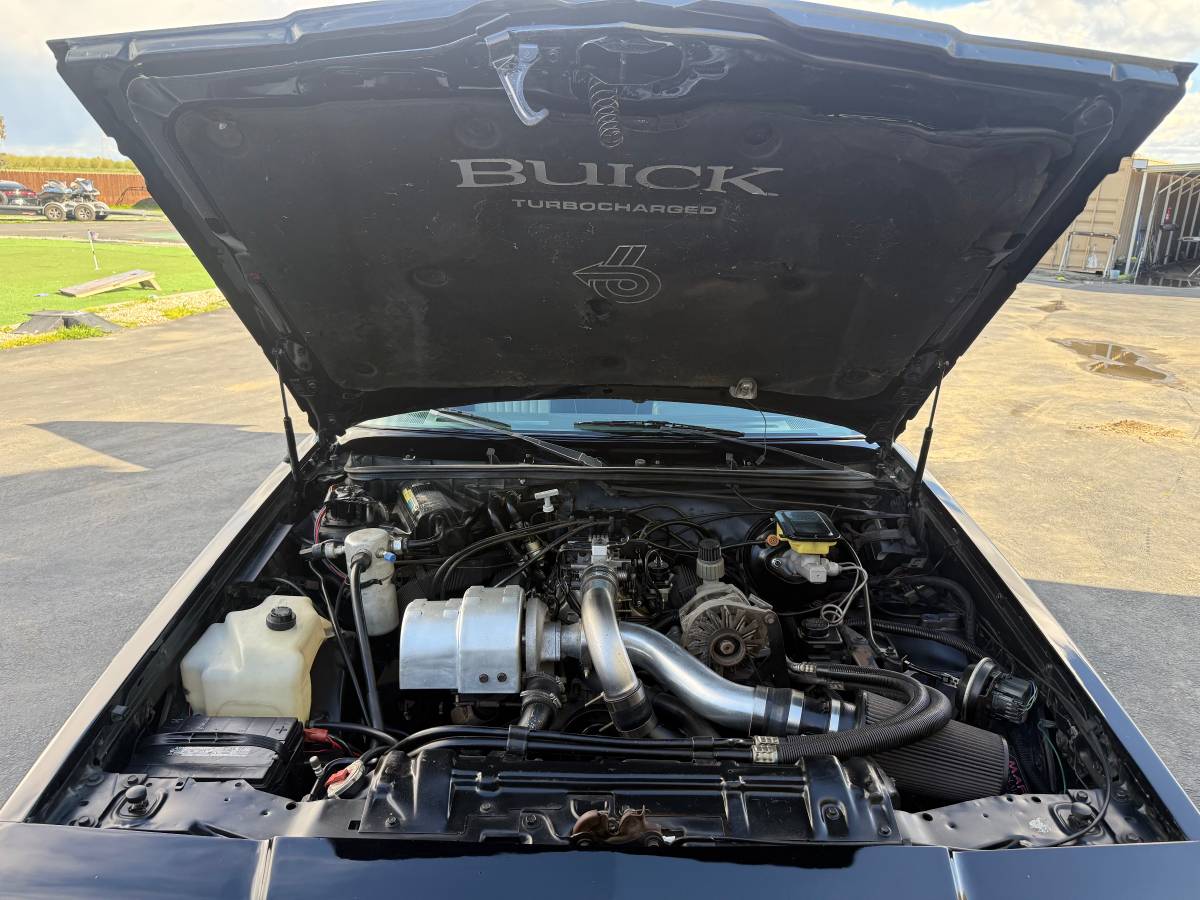 Buick-grand-national-1987-19