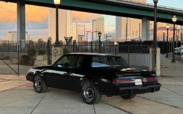 Buick-grand-national-1987-2