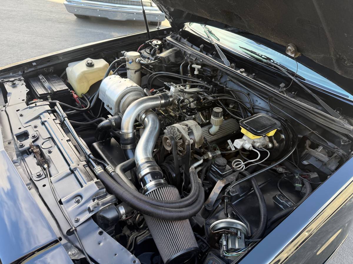 Buick-grand-national-1987-21