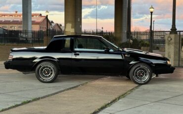Buick-grand-national-1987-5