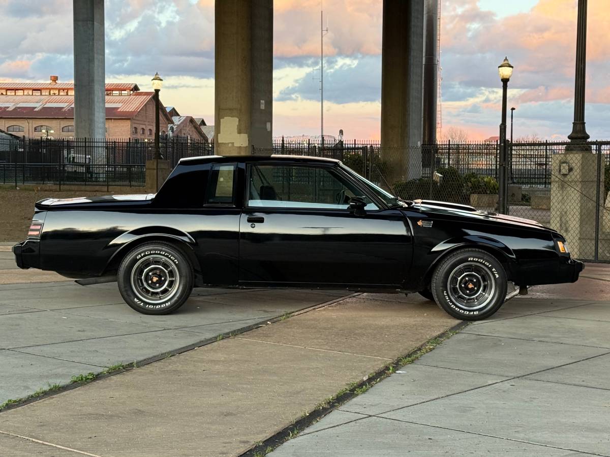 Buick-grand-national-1987-7