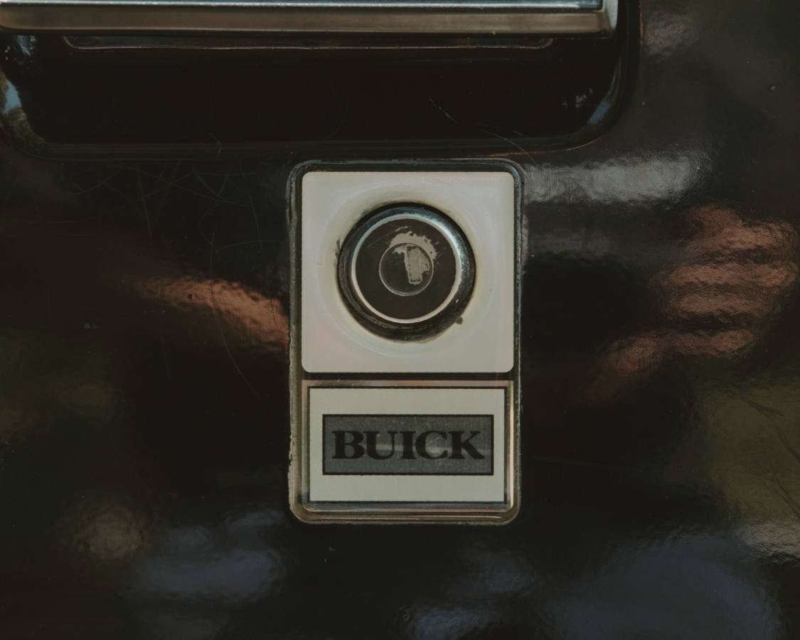 Buick-grand-national-1987-black-18