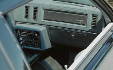 Buick-grand-national-1987-black-20
