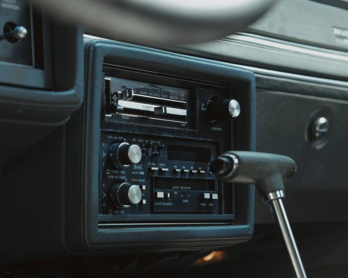 Buick-grand-national-1987-black-6