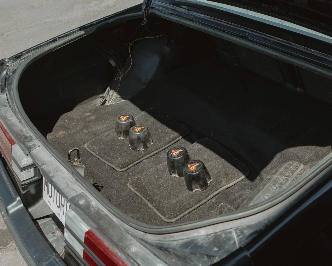 Buick-grand-national-1987-black-9