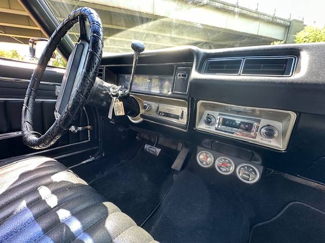 Buick-gs400-1969-green-10