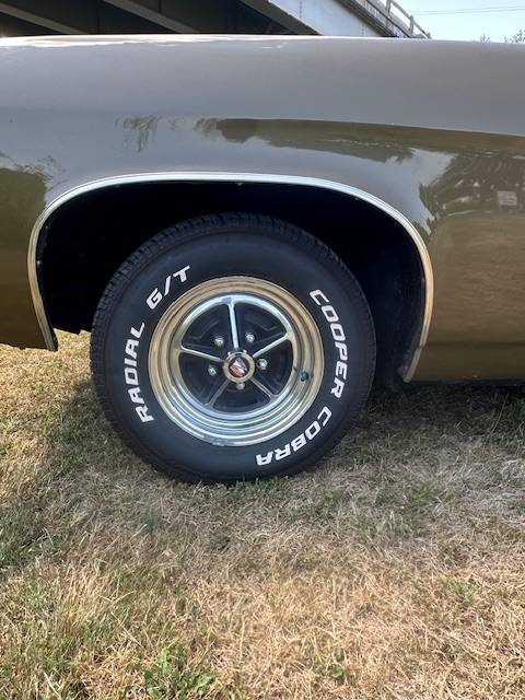 Buick-gs400-1969-green-12