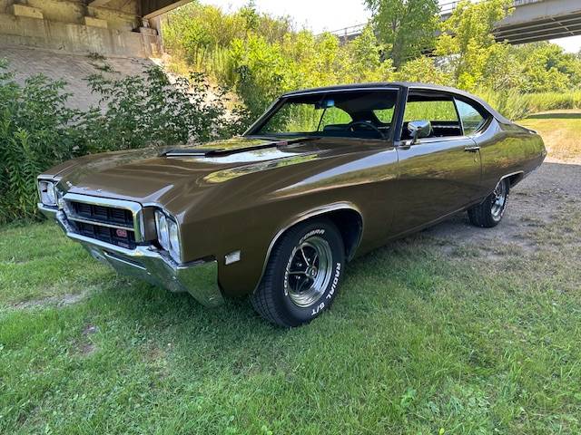 Buick-gs400-1969-green