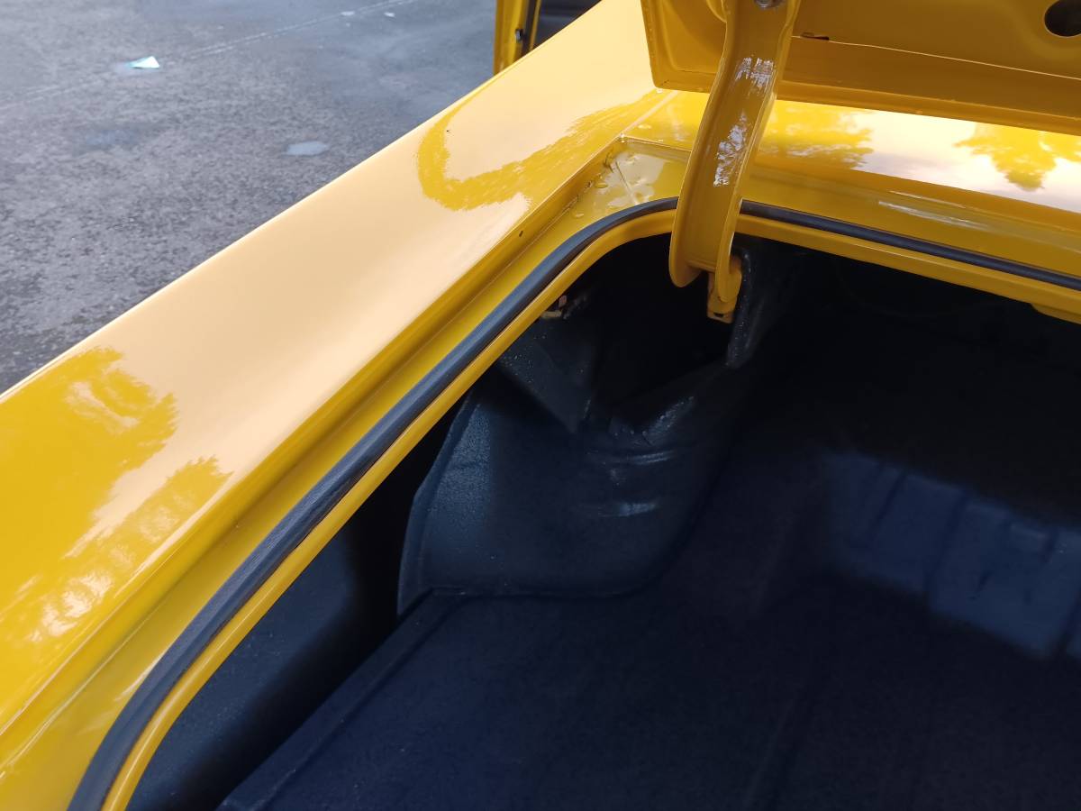 Buick-gsx-1970-yellow-17